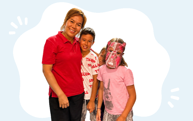 full-service-blue-bg nanny service in thailand